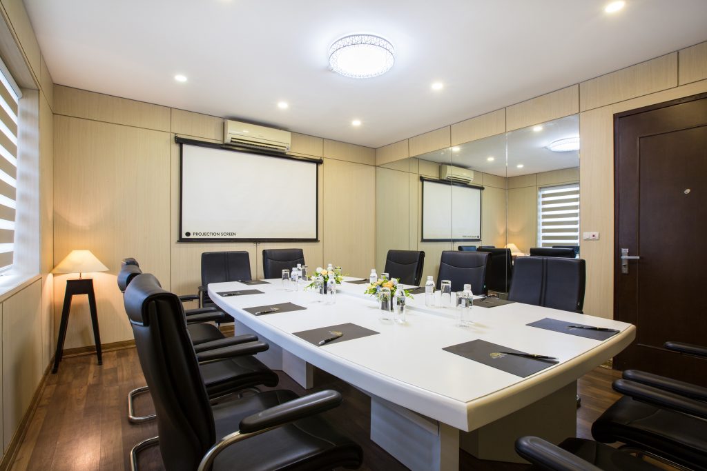 TRANG TRÍ KHÔNG GIAN BẰNG ĐÈN BÓNG BULB